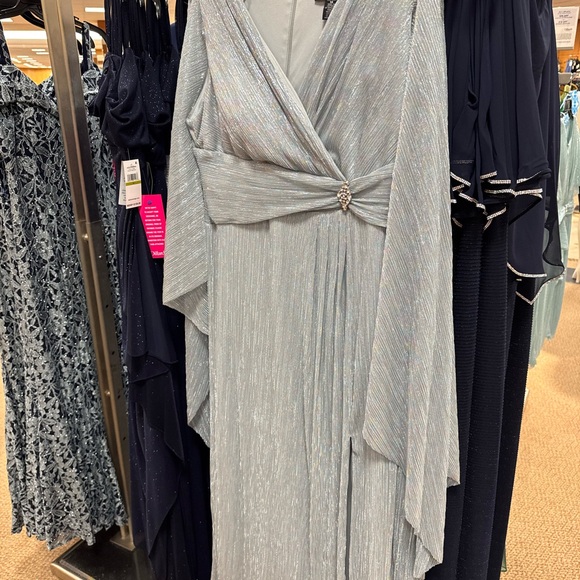 R&M Richards Silver Metallic Evening Dress with Cape - Picture 6 of 6